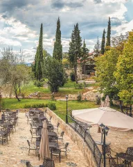 VILLA SINTICA Restaurants