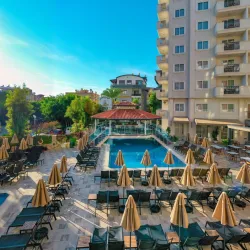 VILLA SUNFLOWER HOTEL Pools & Beach