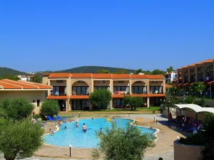 VILLAGE MARE General Images