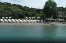 VIVA MARE BEACH HOTEL Pools & Beach