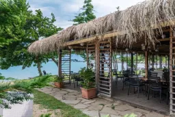 VIVA MARE BEACH HOTEL Restaurants
