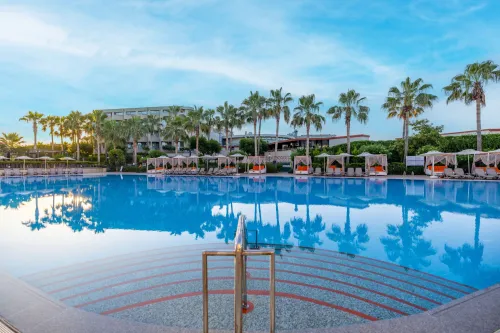 VON RESORT ELITE Pools & Beach