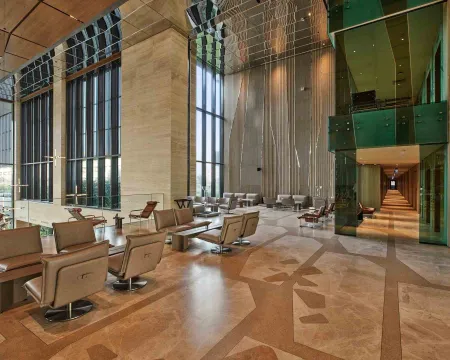 VOYAGE KUNDU Lobby