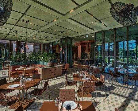 VOYAGE KUNDU Restaurants