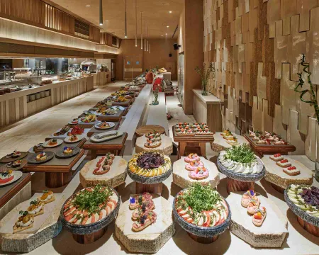 VOYAGE KUNDU Restaurants