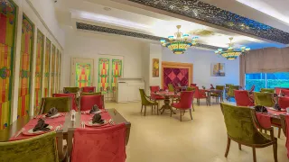 WELL PALACE SIDE Restaurants