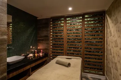 WHITE CITY BEACH HOTEL ADULT ONLY 16+ Spa