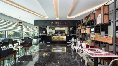 WHITE CITY RESORT Restaurants