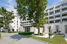 WHITE ROCK CASTLE SUITE HOTEL General Images