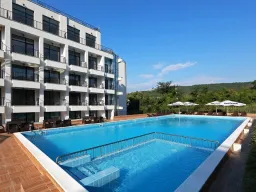 WHITE ROCK CASTLE SUITE HOTEL Pools & Beach