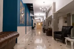 WHITE ROCK CASTLE SUITE HOTEL Lobby