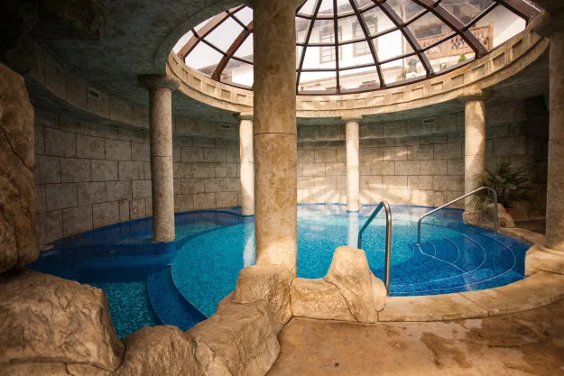 WINE - SPA COMPLEX STAROSEL Pools & Beach