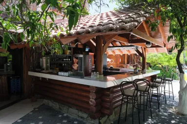 WOODLINE HOTEL Bars