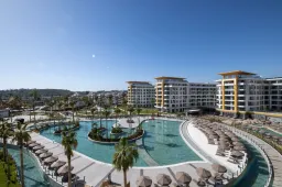 AZURA WORLD HOTEL (ex. Wyndham Alanya) Pools & Beach