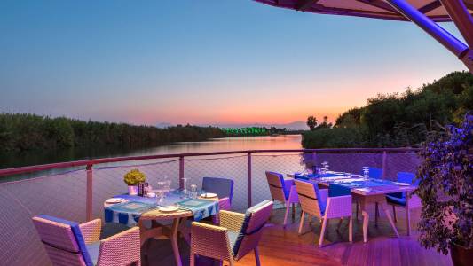 XANADU RESORT Restaurants