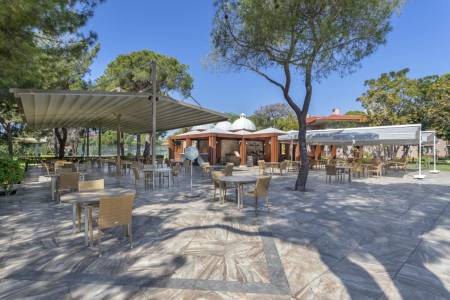 XANADU RESORT Restaurants