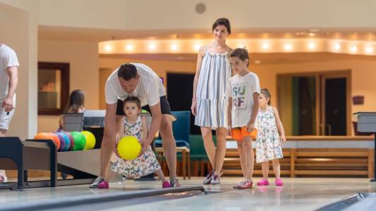 XANADU RESORT Activities