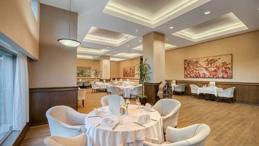 XANADU RESORT Restaurants