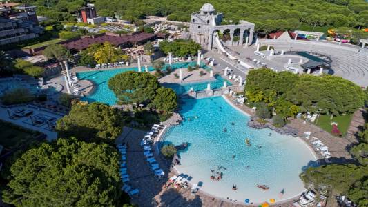 XANADU RESORT General Images