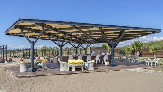 XANADU RESORT Bars