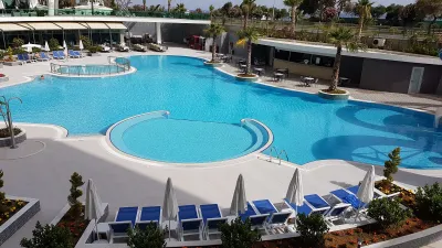 XORIA DELUXE HOTEL Pools & Beach