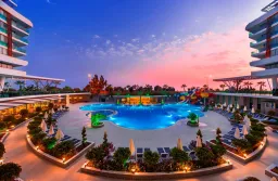 XORIA DELUXE HOTEL Pools & Beach