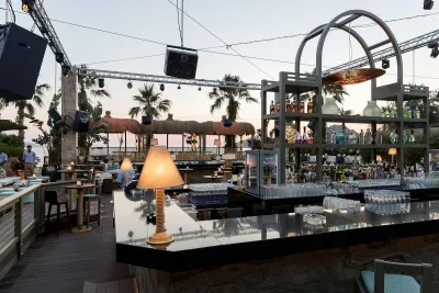 YALIKAVAK MARINA GARDEN HOTEL Bars