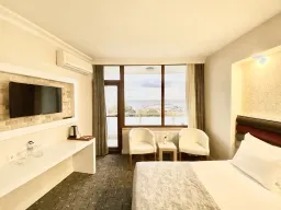 YAT HOTEL Rooms