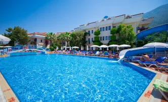 YEL HOLIDAY RESORT Pools & Beach