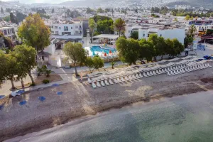SOLANA BY YELKEN ( ex. MANDALINCI SPA - WELLNESS HOTEL) Pools & Beach