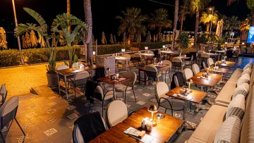 YUNUS BEACH HOTEL Restaurants