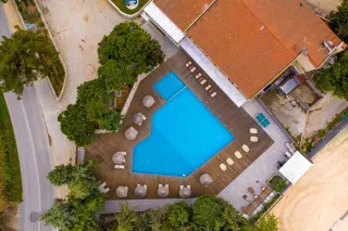 ZOE HOTEL Pools & Beach