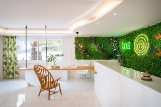 ZOE HOTEL Lobby