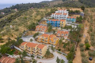 ZOE HOTEL